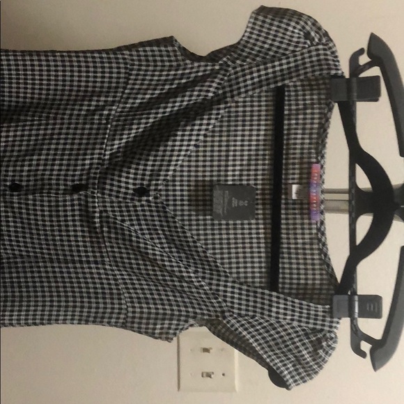 XS Urban Renewal Gingham Sweetheart Dress - Picture 3 of 4